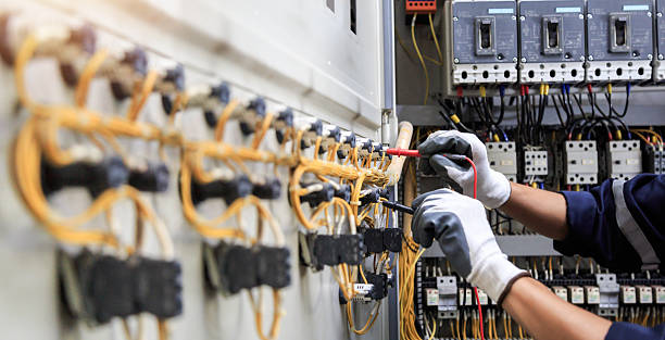 Professional Lighting Installation technician working in Lane County County, KS